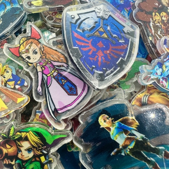 Zelda Keychains - Picture 1 of 6